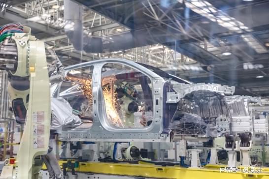 長(zhǎng)安啟源e07智造奧秘揭秘 擎天柱引領(lǐng)數(shù)智未來(lái)